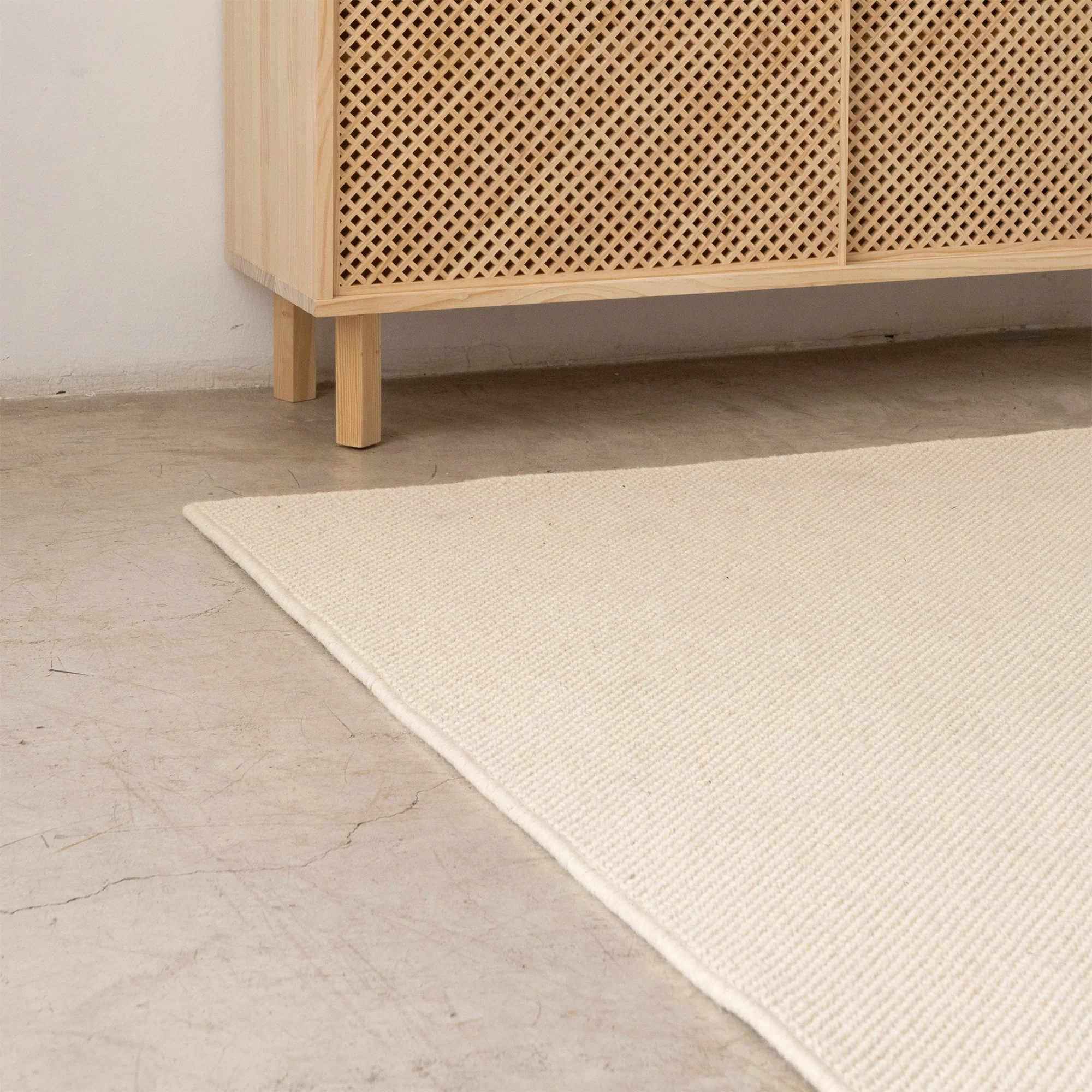 Fonda wool rug available in various sizes and colours - Image 4