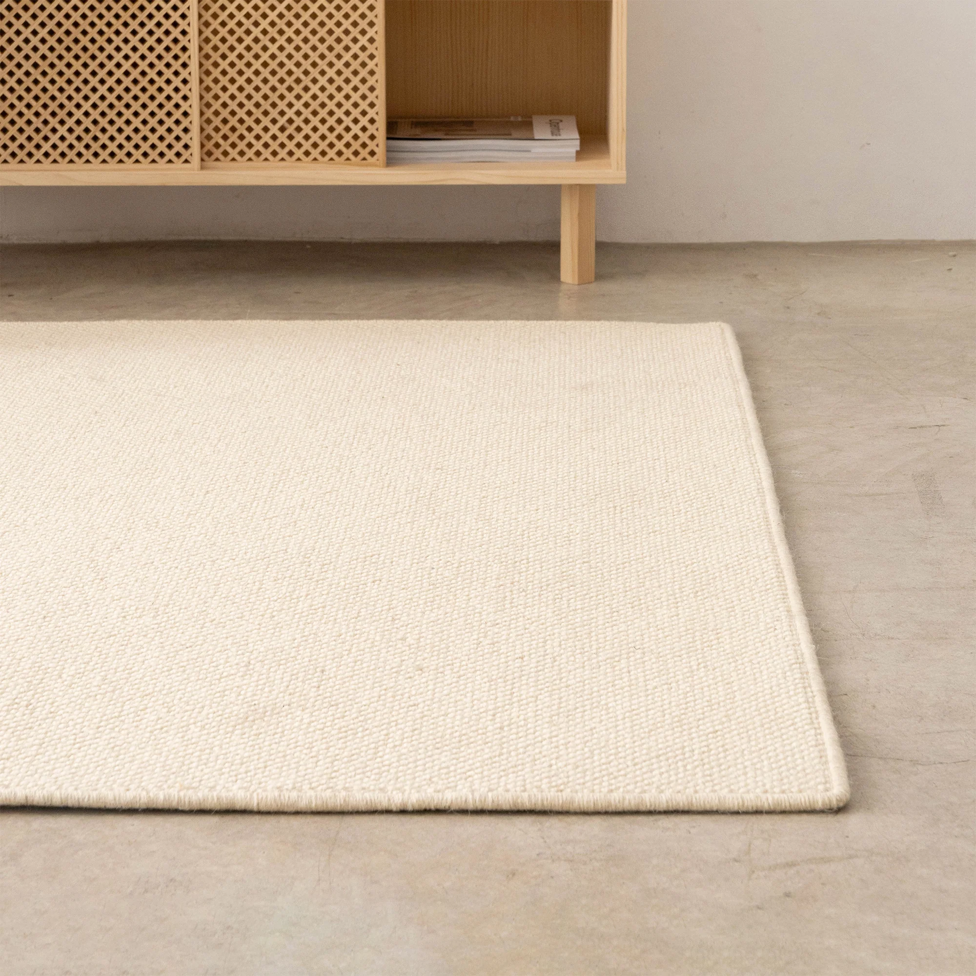 Fonda wool rug available in various sizes and colours - Image 8