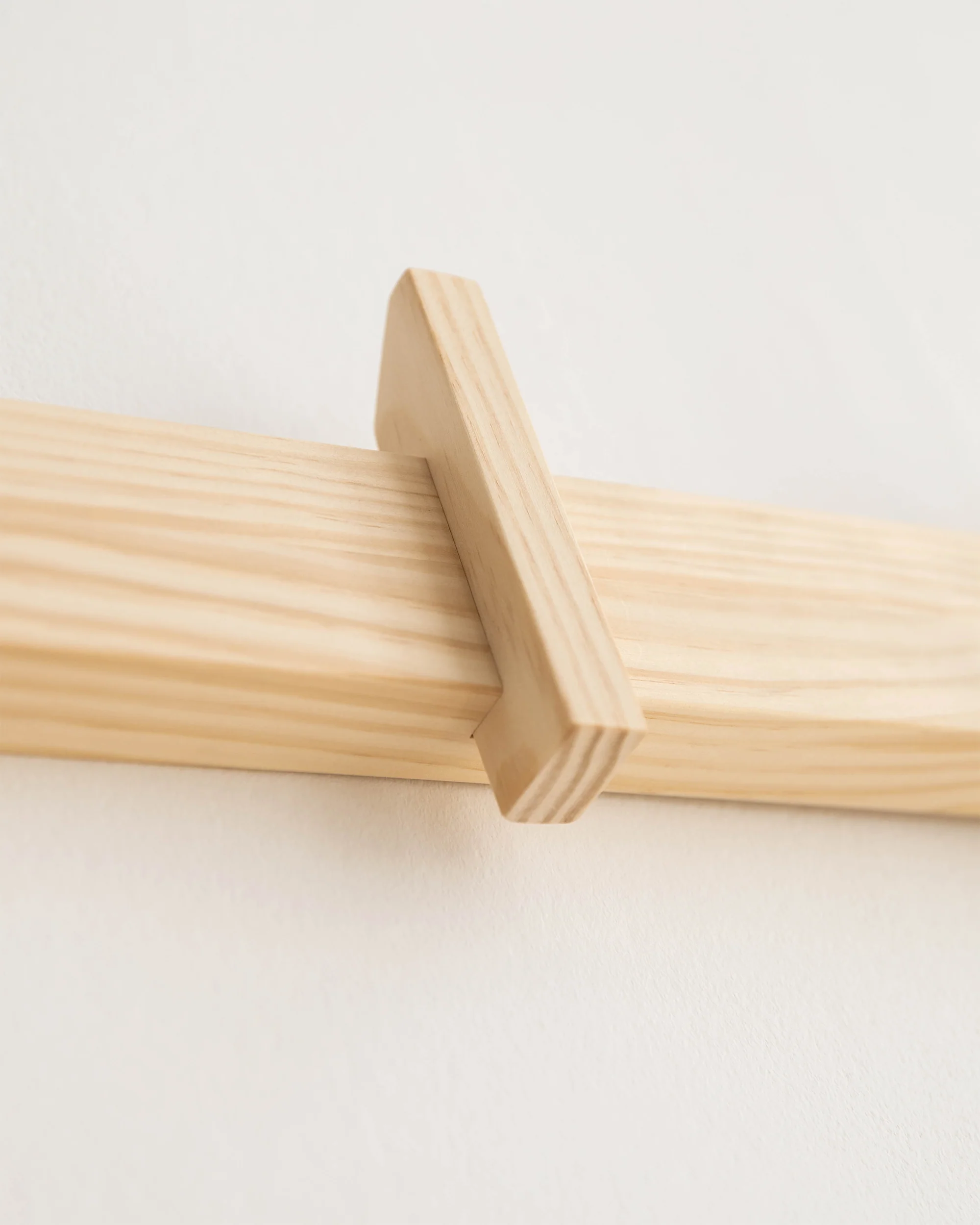 Large wall coat rack Figuera in solid wood 80 cm - Image 4