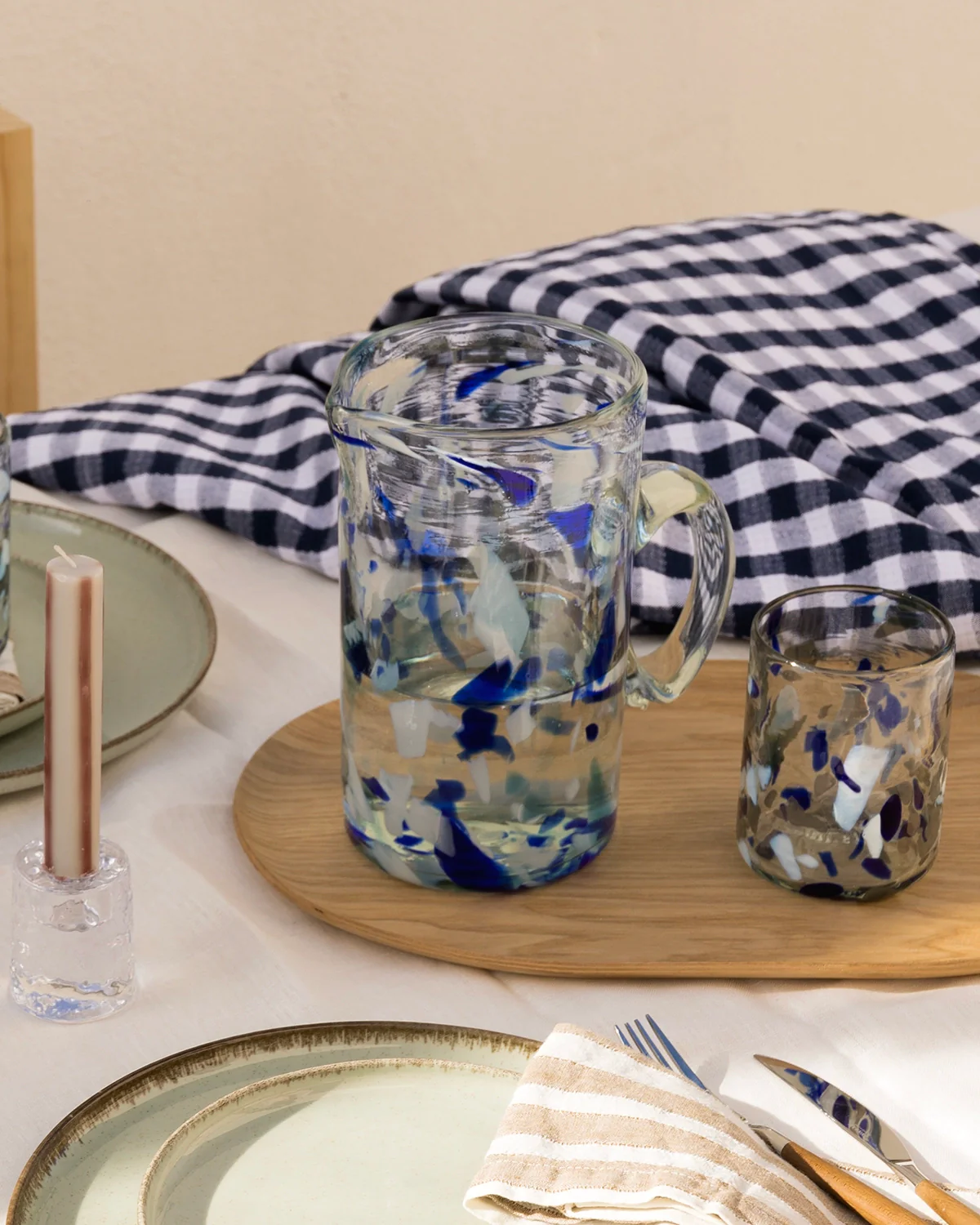 Alaró blown glass jug - Image 3