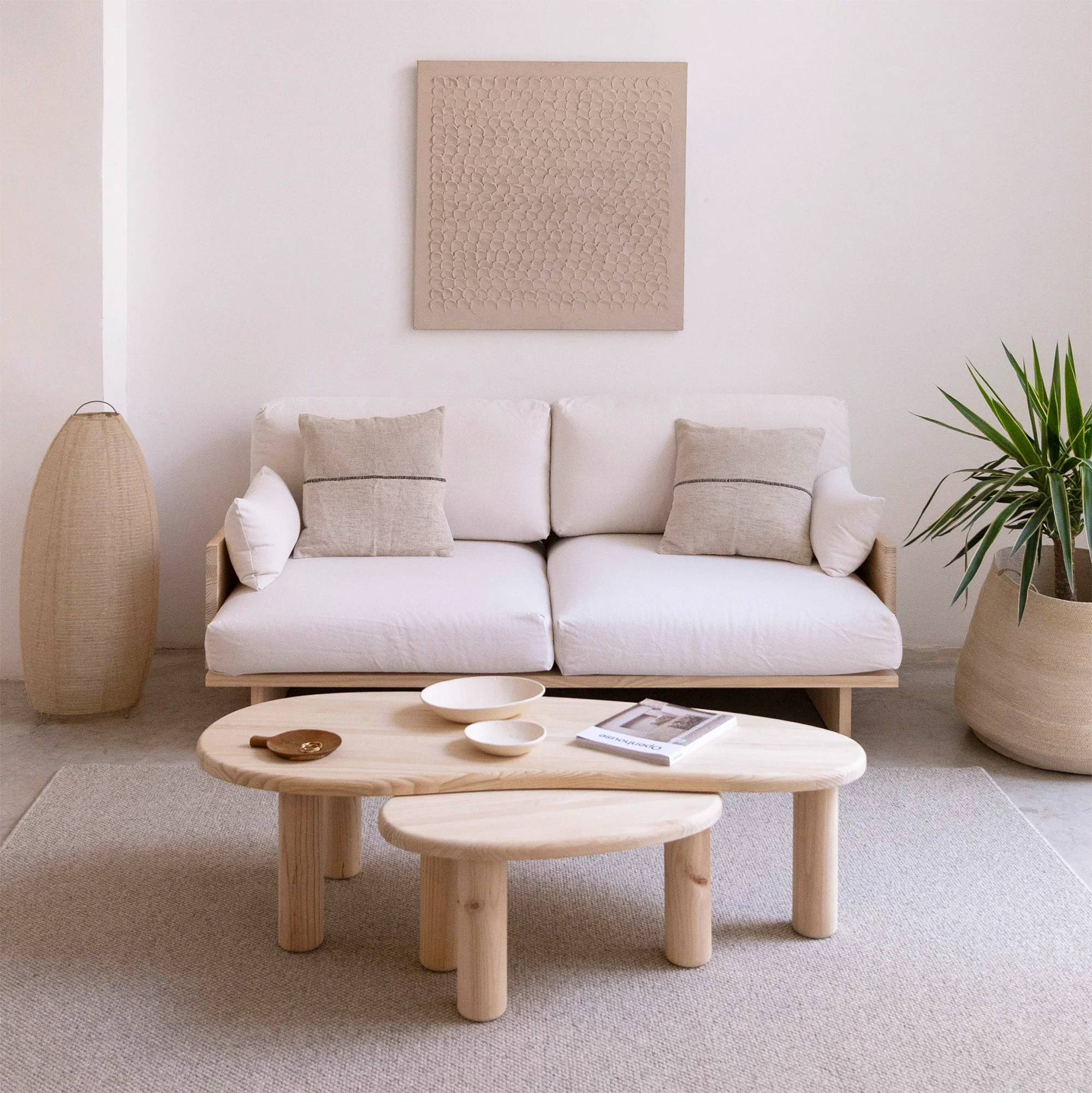 Preview of the new collection where curves are the main protagonists