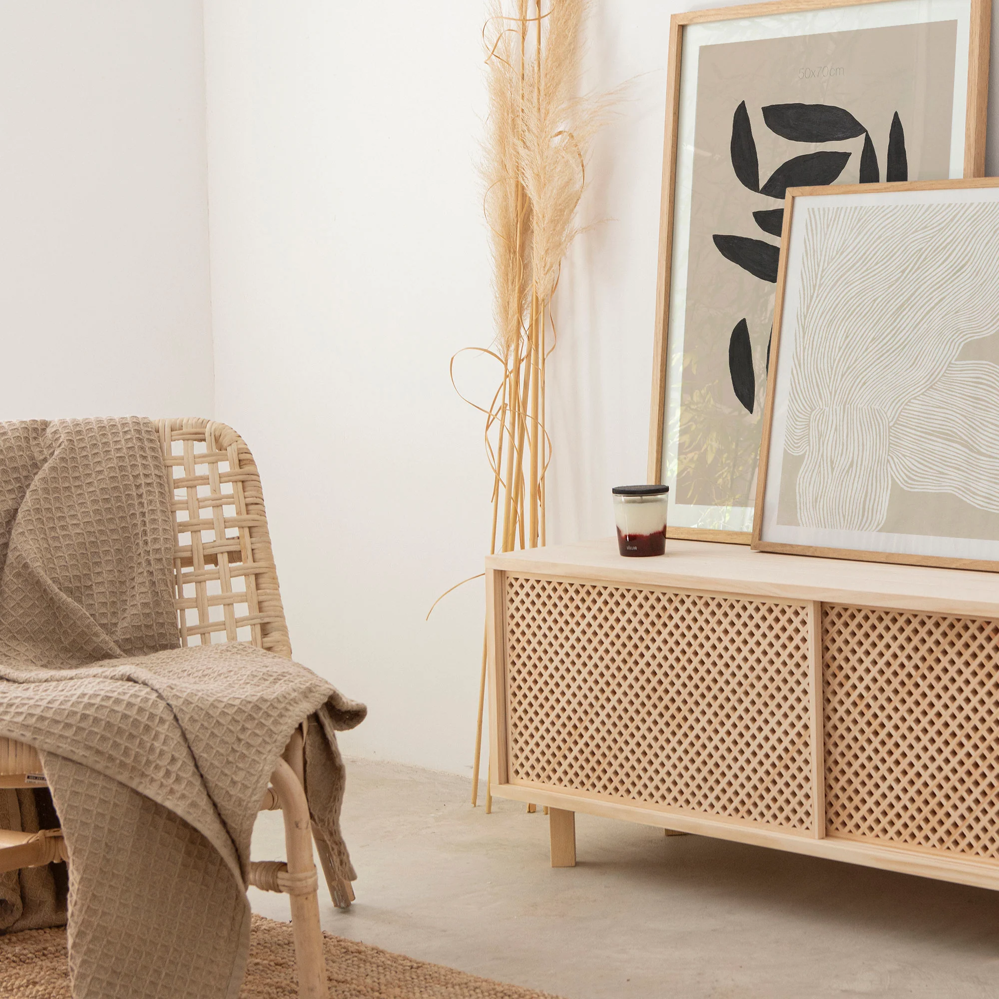 Pola TV stand of pine with 1 or 2 lattice doors 120 cm - Image 3