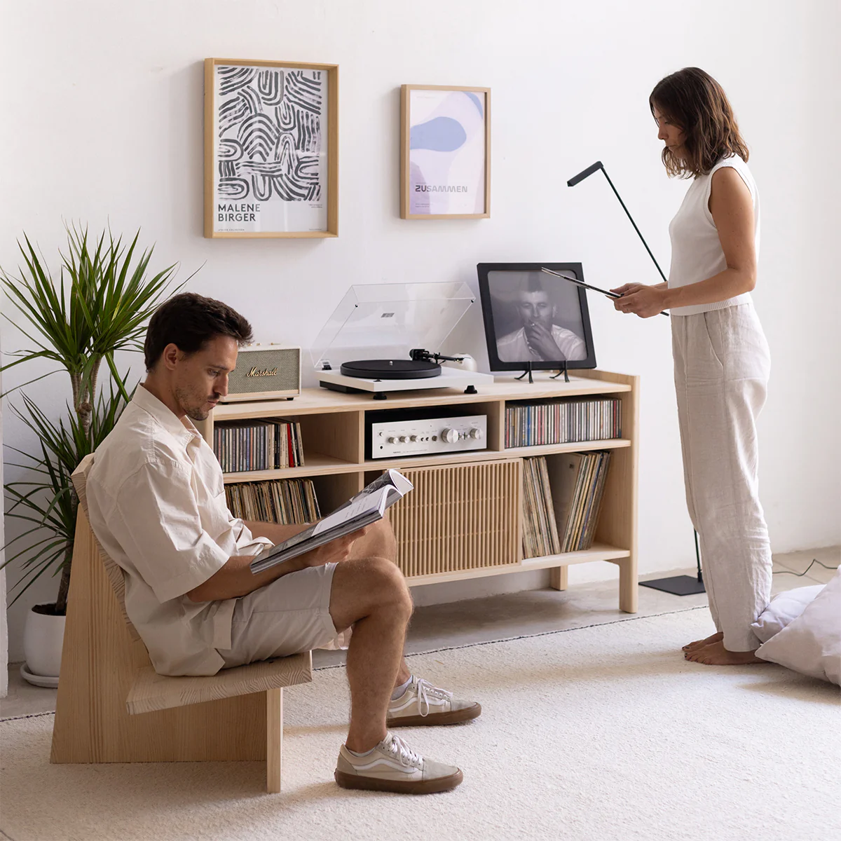 Bassa solid wood sideboard for vinyl records 1 or 2 doors 151 cm - Image 4