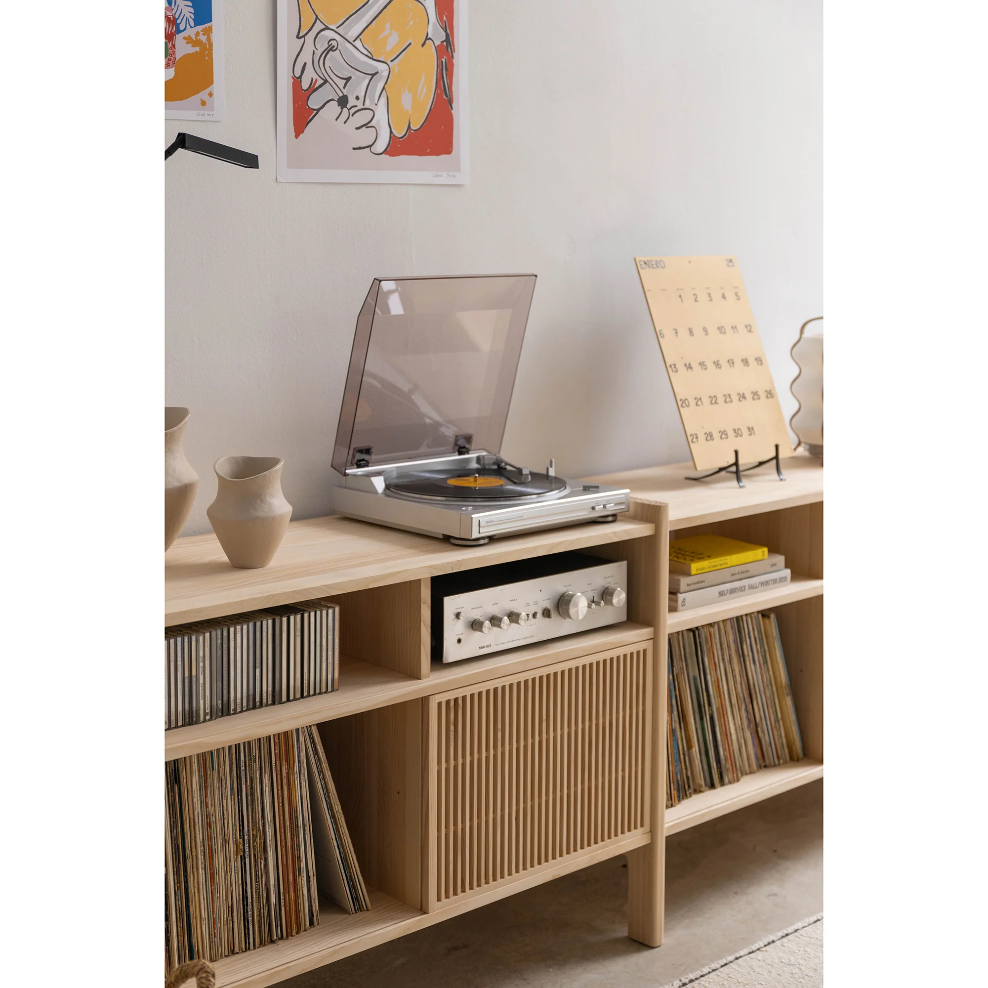 Mesquida medium sideboard in solid wood for vinyl records 2 doors 201 cm - Image 7