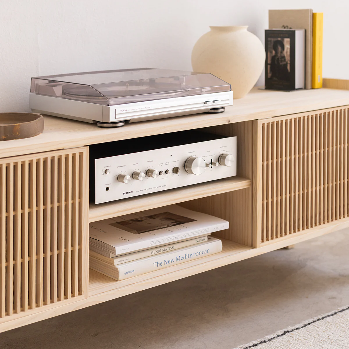 Tarida solid wood TV furniture for vinyl records 1 or 2 doors 151 cm - Image 4